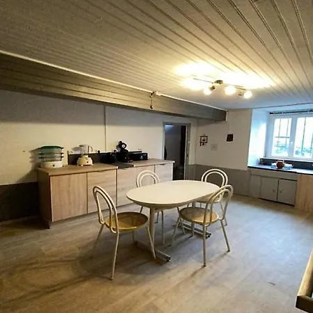 Dom wakacyjny Maison De Famille Rustique Et Renovee Chez Mouichou Gesties