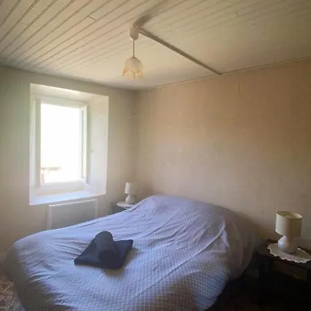 Dom wakacyjny Maison De Famille Rustique Et Renovee Chez Mouichou Gesties