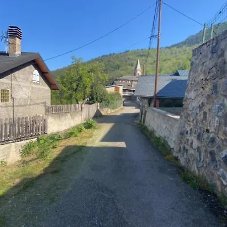 Dom wakacyjny Maison De Famille Rustique Et Renovee Chez Mouichou *